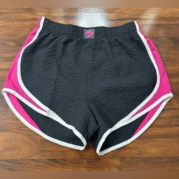 Nike Tempo Icon Clash Women's Running Shorts medium NWT